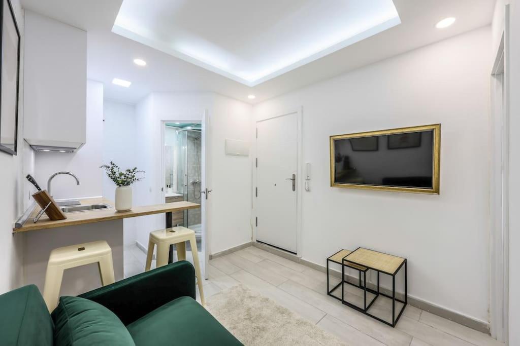 Luxe Apartment In Tetuan Мадрид Екстериор снимка
